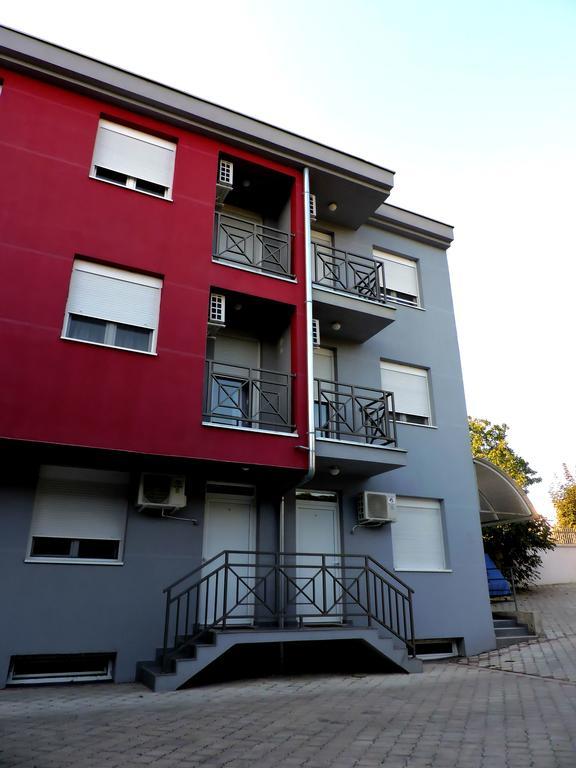 B&B Zmajevo Gnezdo 021 Sremska Kamenica Eksteriør billede