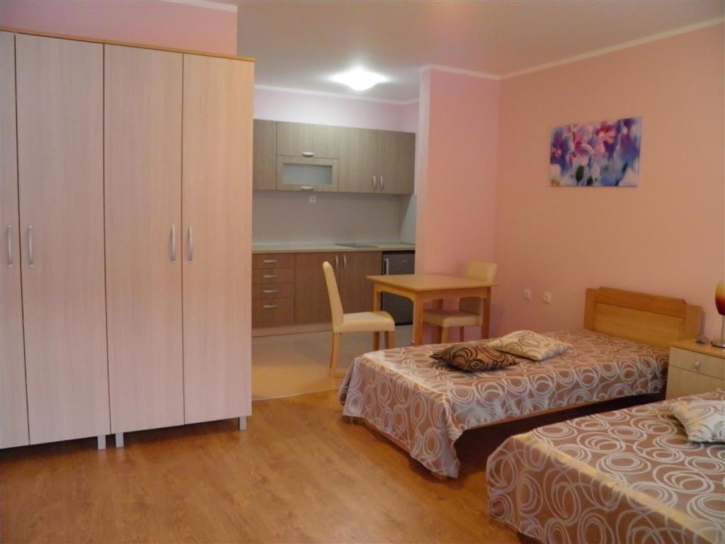 B&B Zmajevo Gnezdo 021 Sremska Kamenica Eksteriør billede
