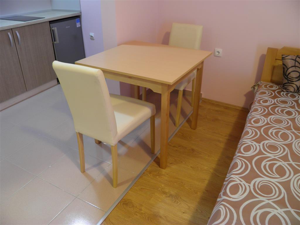 B&B Zmajevo Gnezdo 021 Sremska Kamenica Eksteriør billede